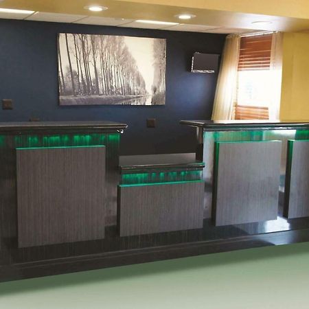 La Quinta Inn & Suites Tulsa Zewnętrze zdjęcie