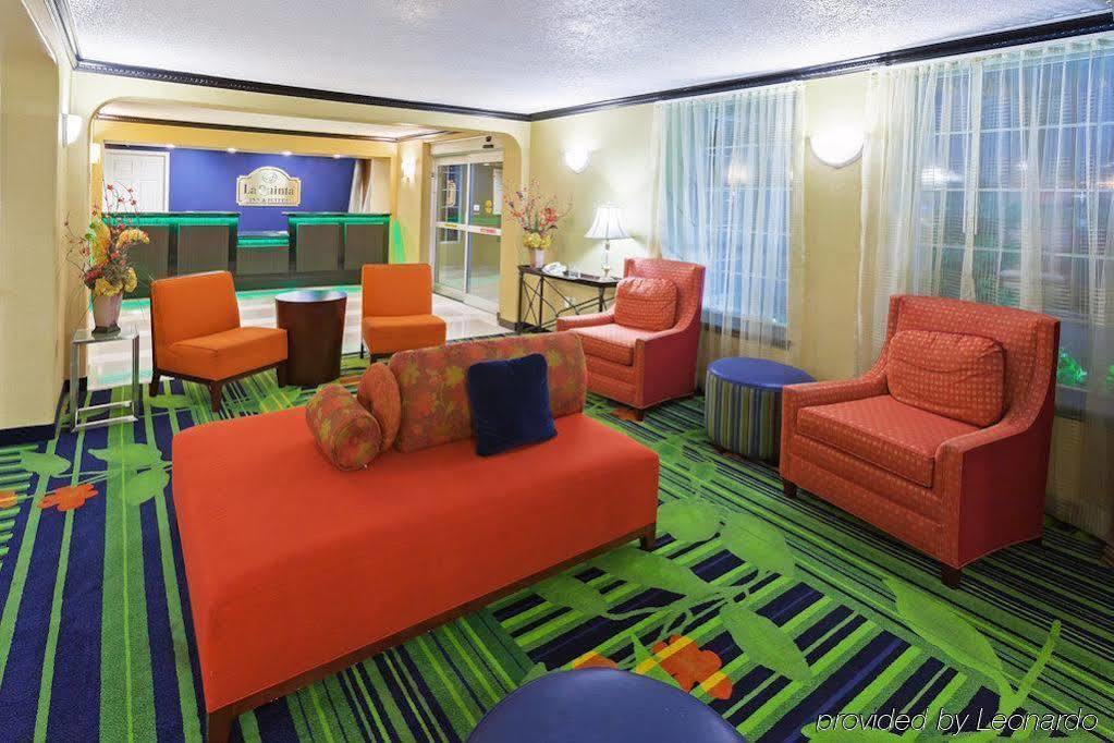 La Quinta Inn & Suites Tulsa Zewnętrze zdjęcie