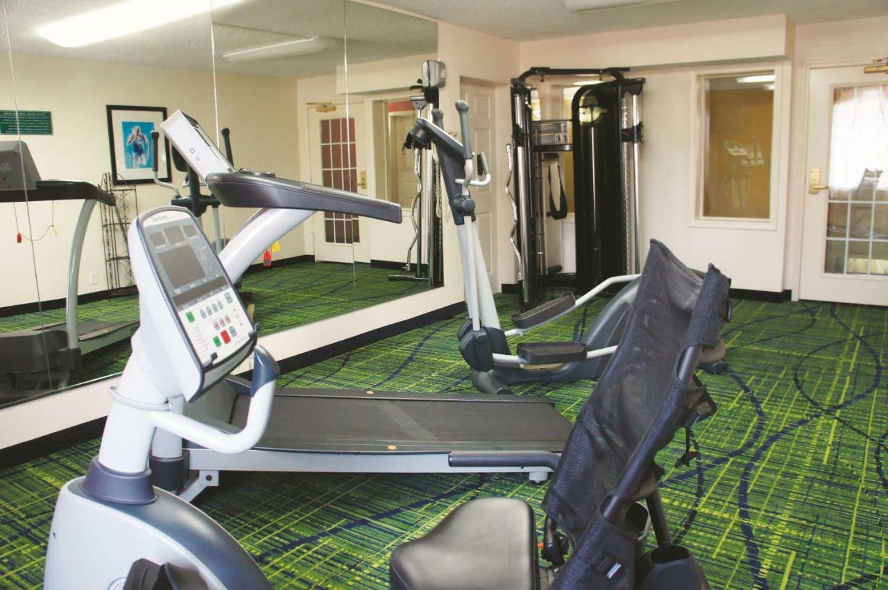 La Quinta Inn & Suites Tulsa Zewnętrze zdjęcie